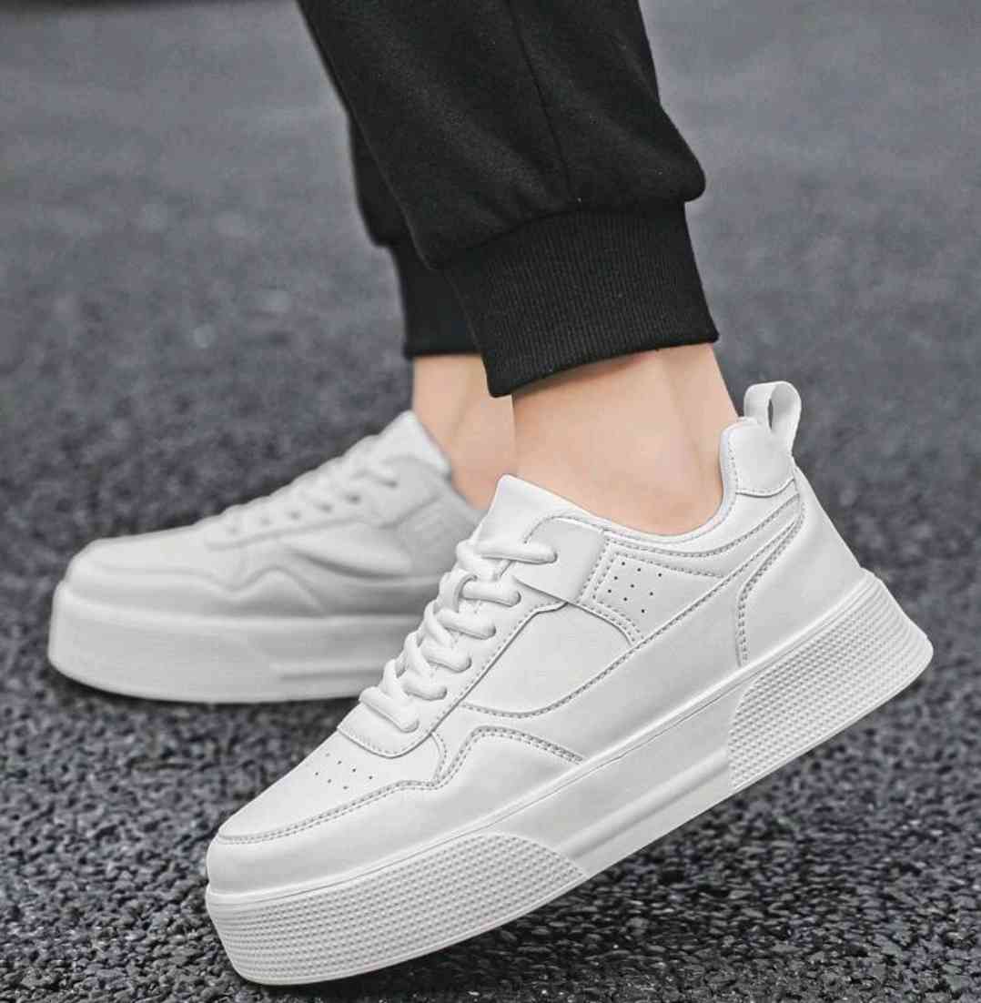 Men's Minimalist monochrome platform lace-up casual shoes, fashionably versatile, unisex