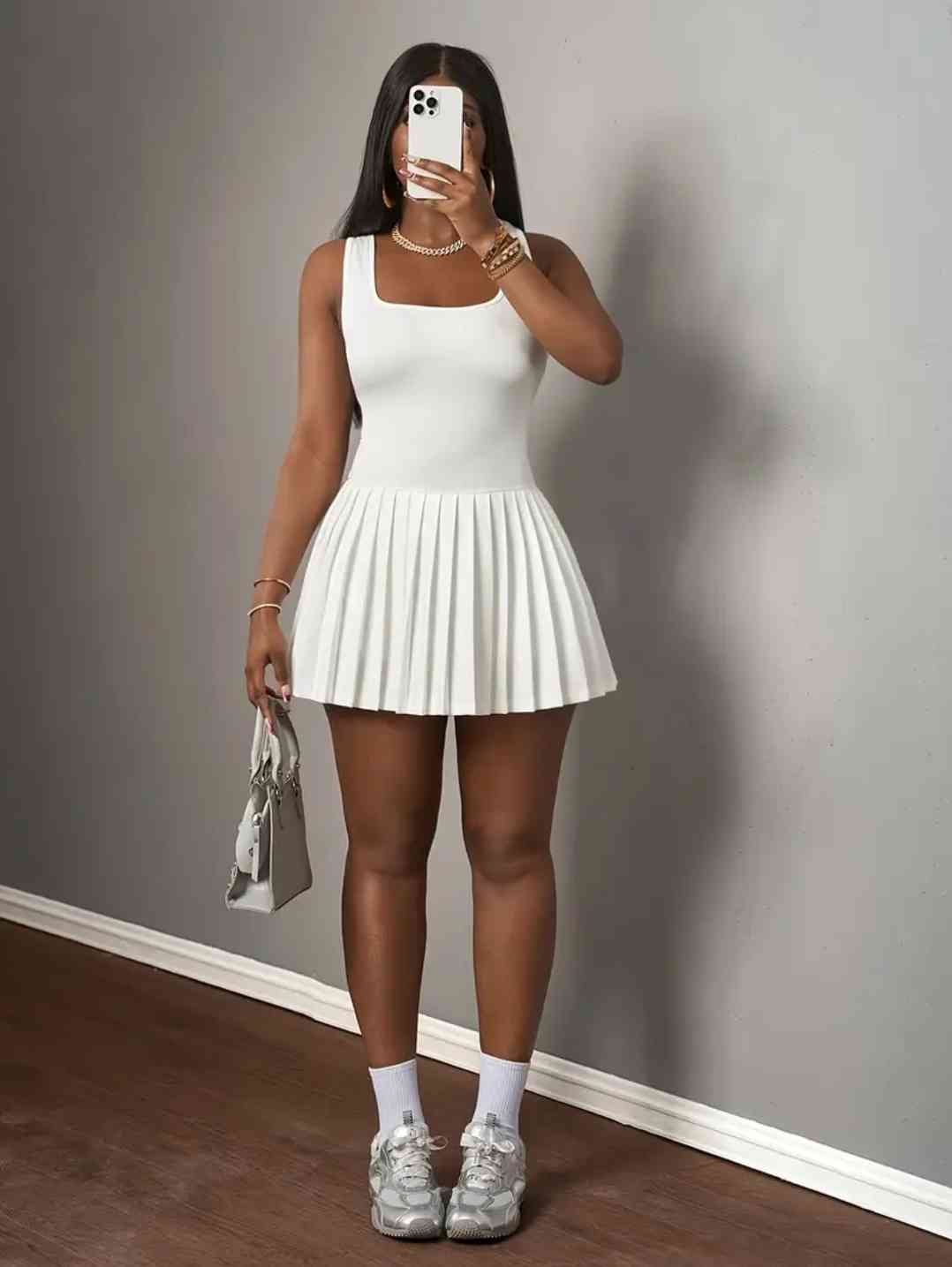 Women's sexy casual mini dress with square neckline, sleeveless and with pleated trim, Highly elastic workout dress for the gym, tennis, commuting and dates