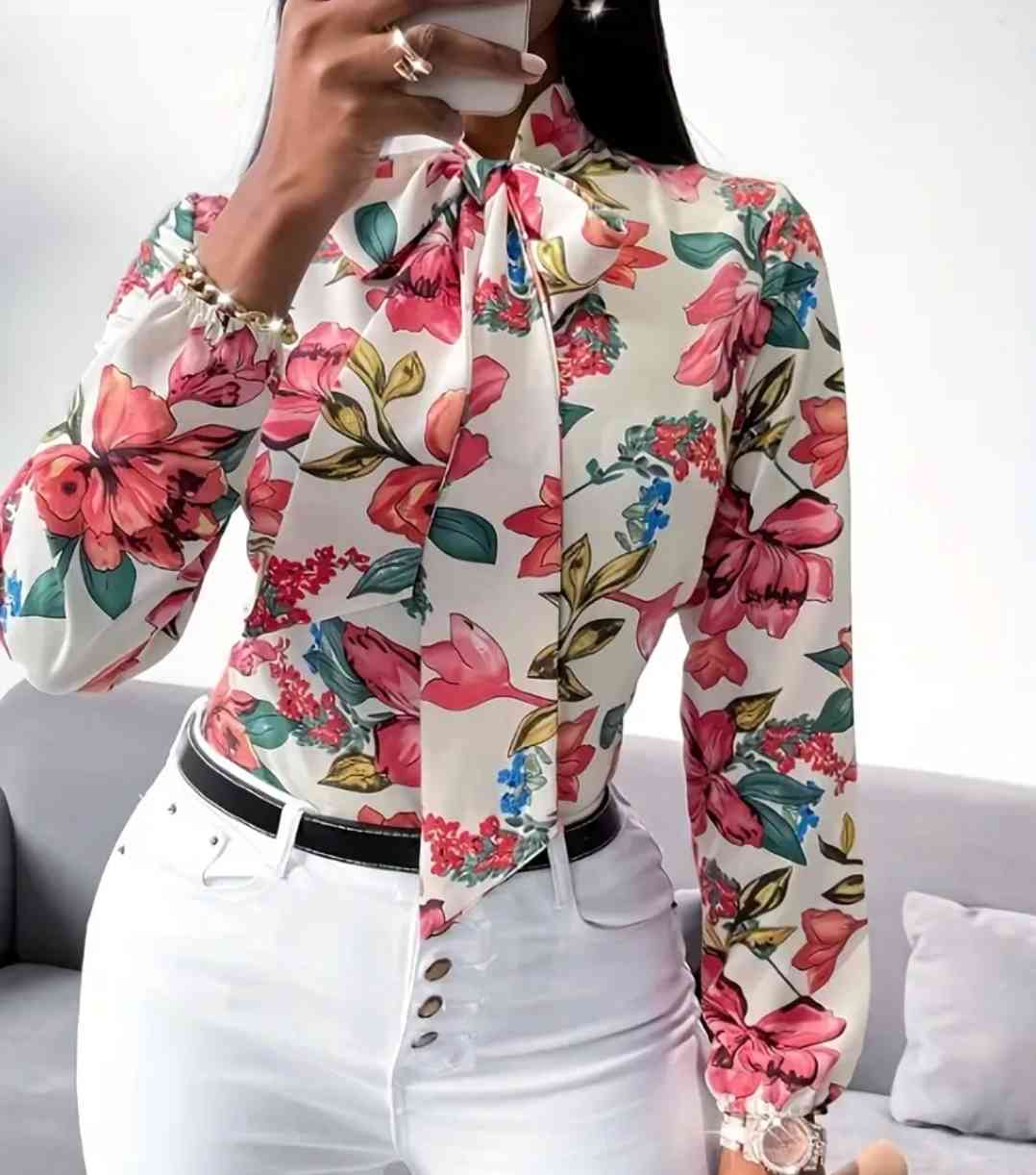 Blouse with floral pattern and bow collar, casual long-sleeved blouse for spring and autumn
