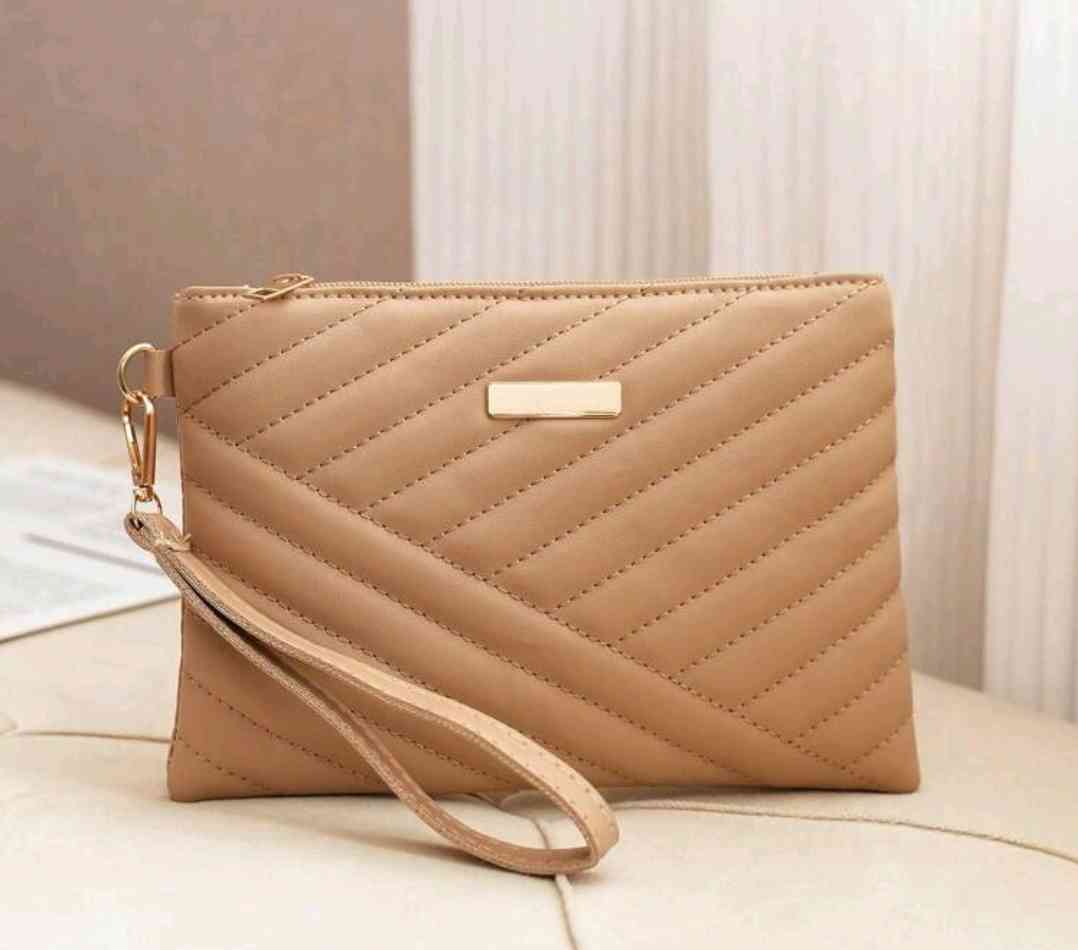 Women's clutch bag with large capacity for mobile phone, wallet and key ring